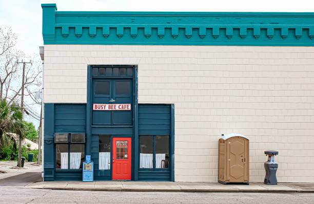 Best Portable restroom trailer rental  in Piednt, MO
